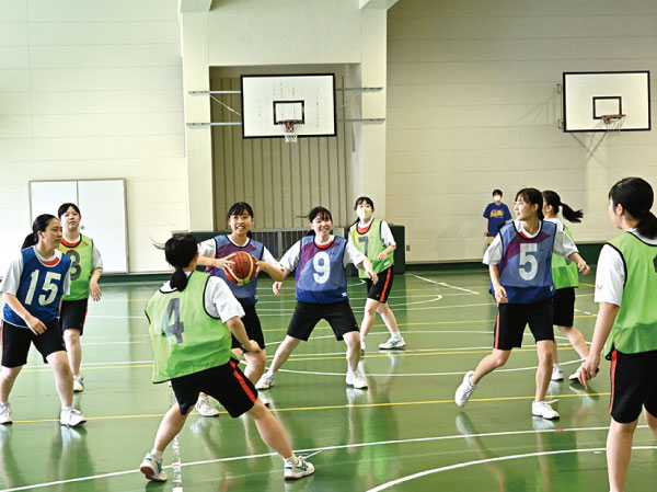 年間行事：7月 校内球技大会